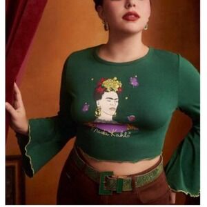 NWT Frida Kahlo X Shein Top Womens 3XL‎ Green Crop Bell Sleeve Butterflies Artsy